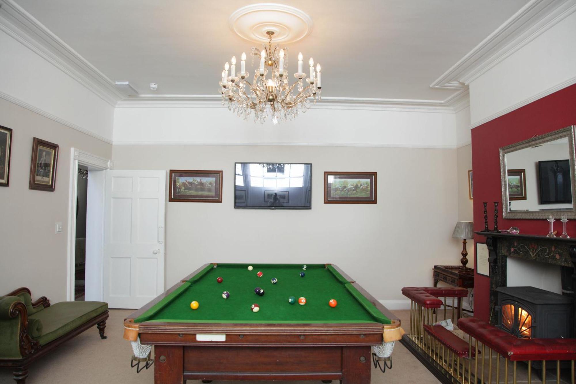 Thistlebank Townhouse *